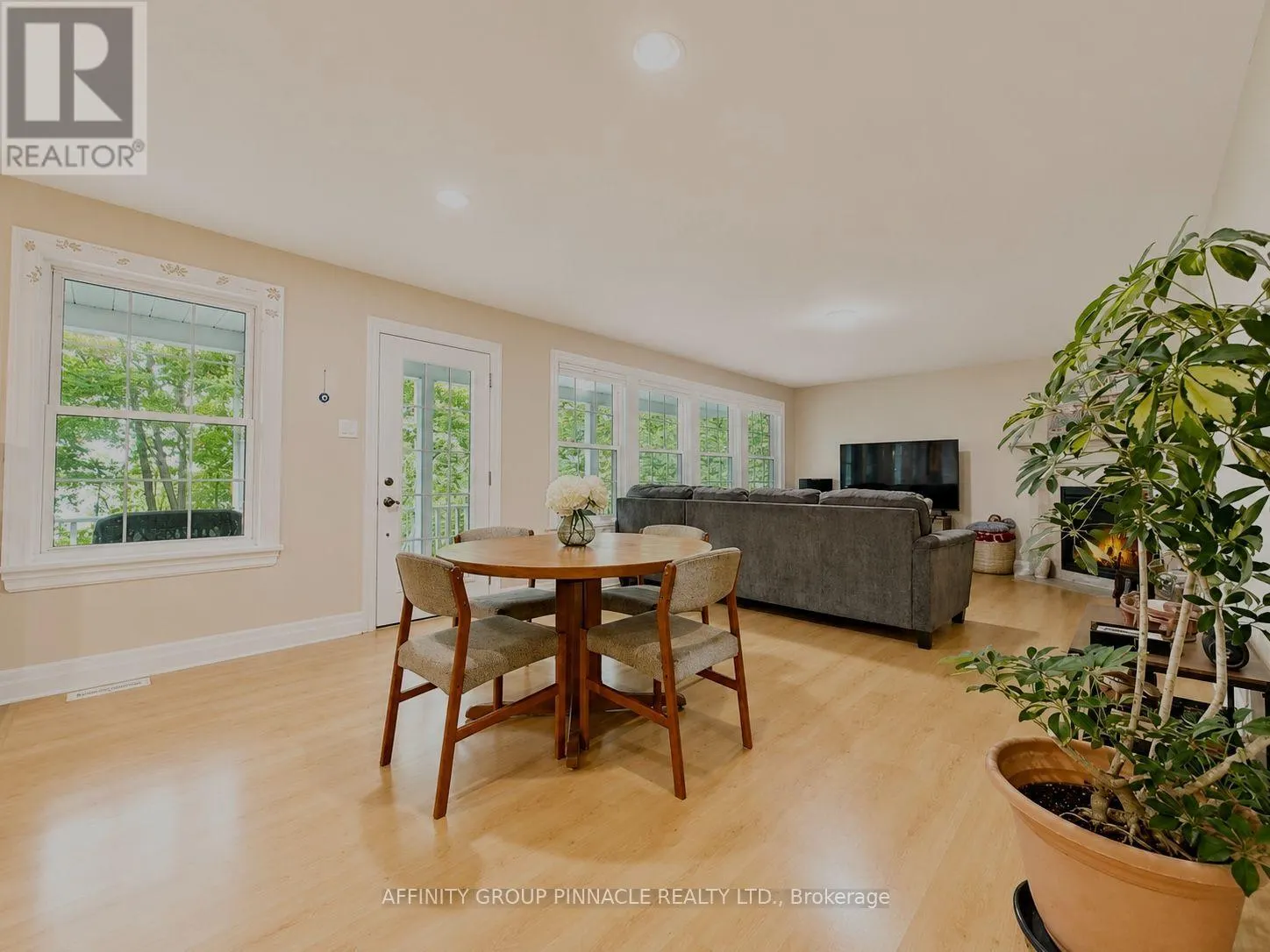38 WESTVIEW DRIVE