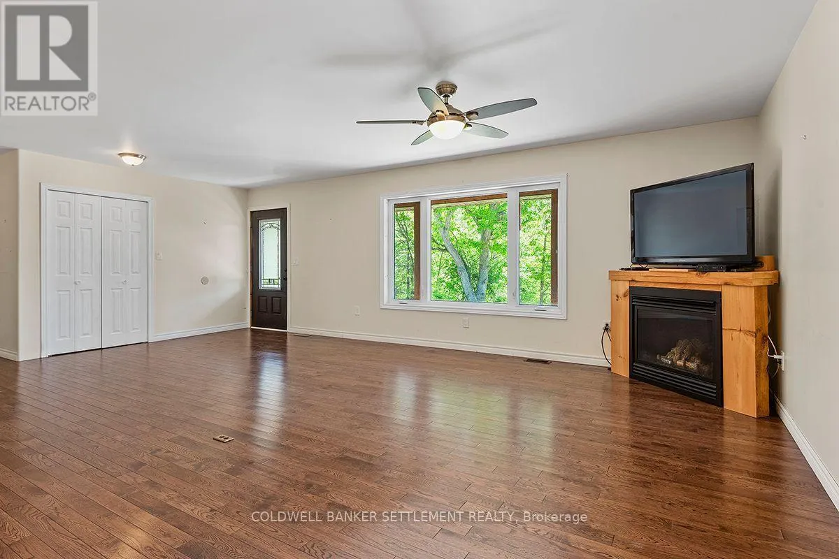 15 REDPATH LANE
