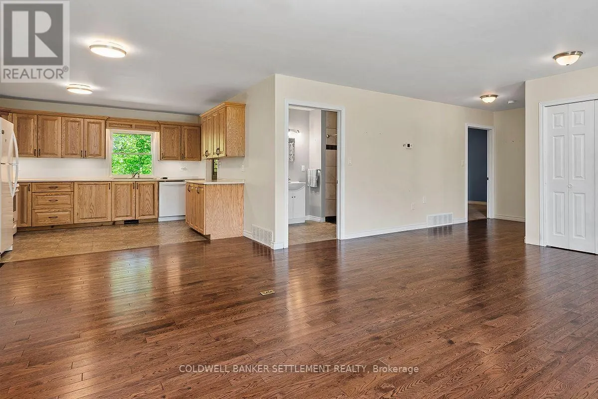 15 REDPATH LANE