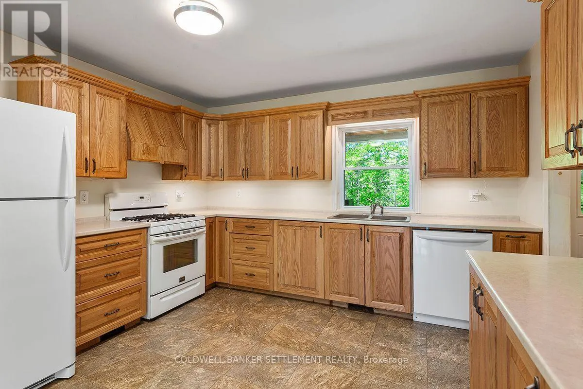 15 REDPATH LANE