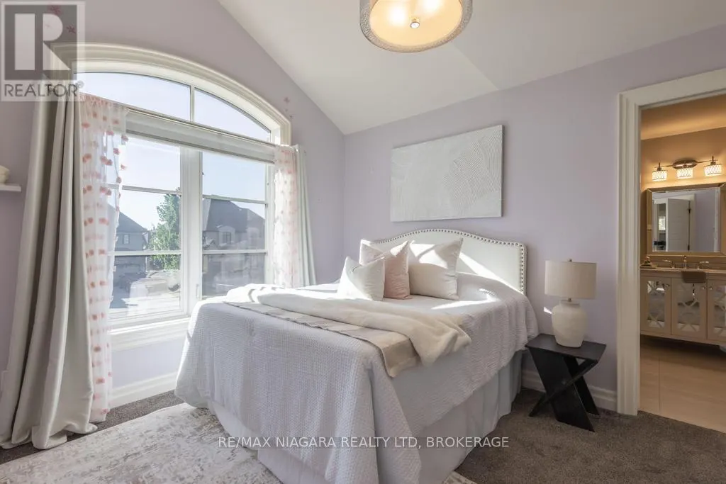 50 SANDALWOOD CRESCENT