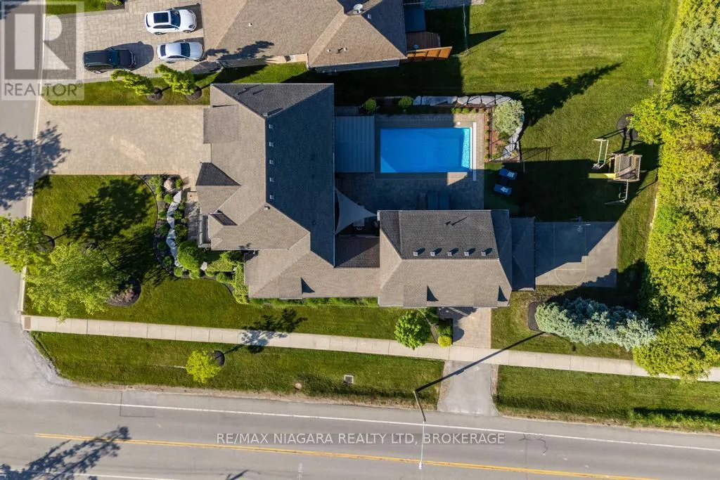 50 SANDALWOOD CRESCENT