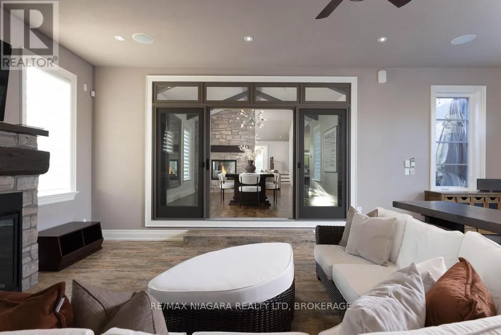 50 SANDALWOOD CRESCENT