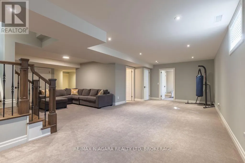 50 SANDALWOOD CRESCENT