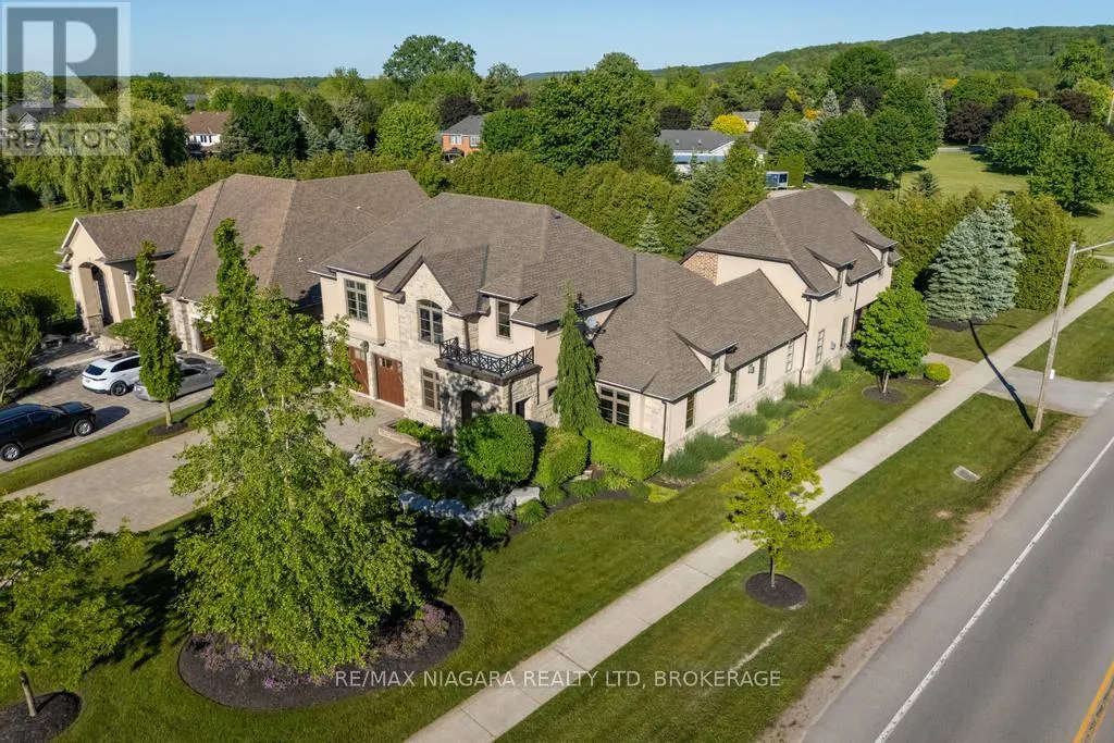 50 SANDALWOOD CRESCENT