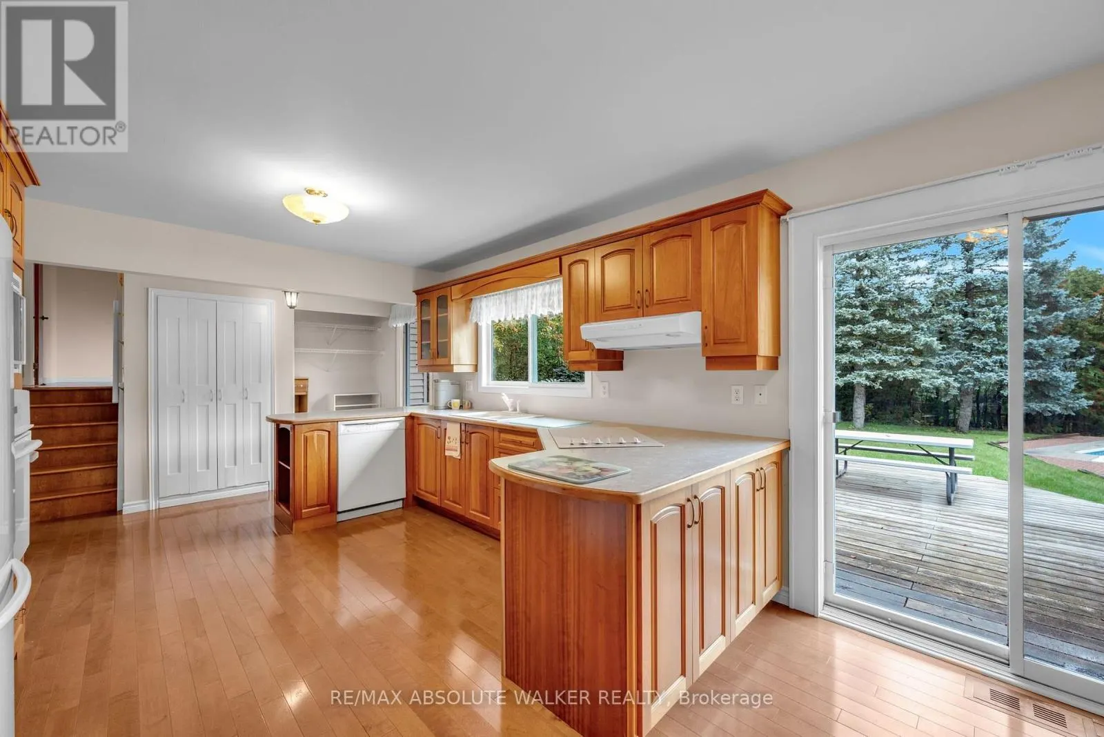 29 JONATHAN PACK STREET