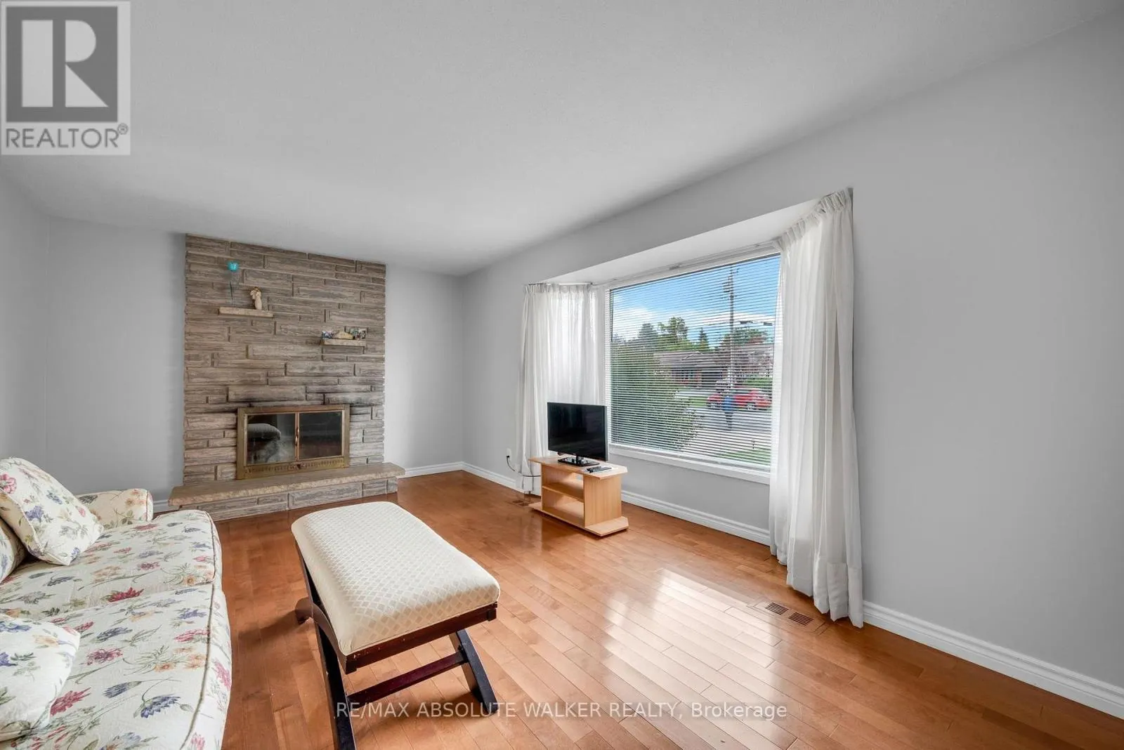 29 JONATHAN PACK STREET