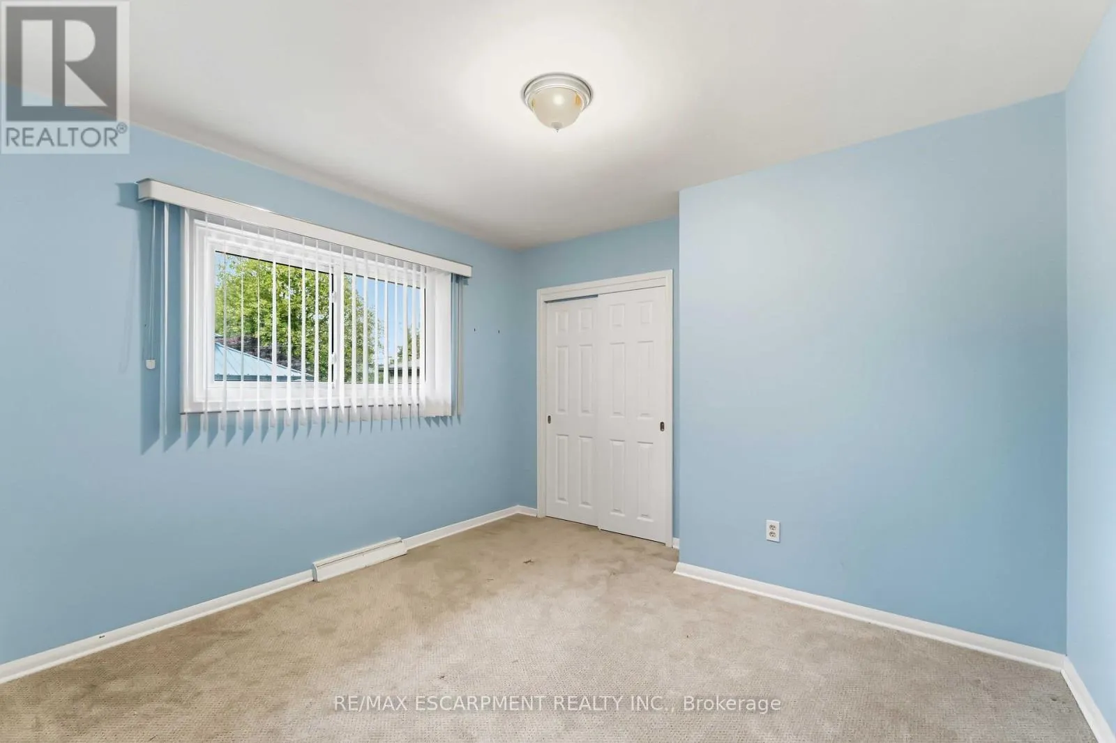 4 REGINA AVENUE