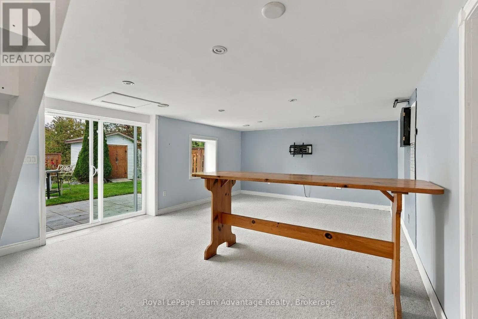 55 HIGHLAND CRESCENT