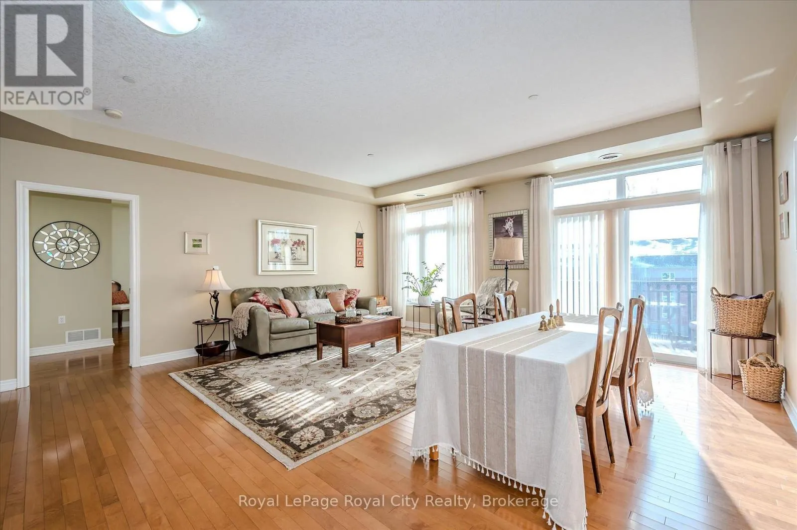 401 - 65 BAYBERRY DRIVE #401