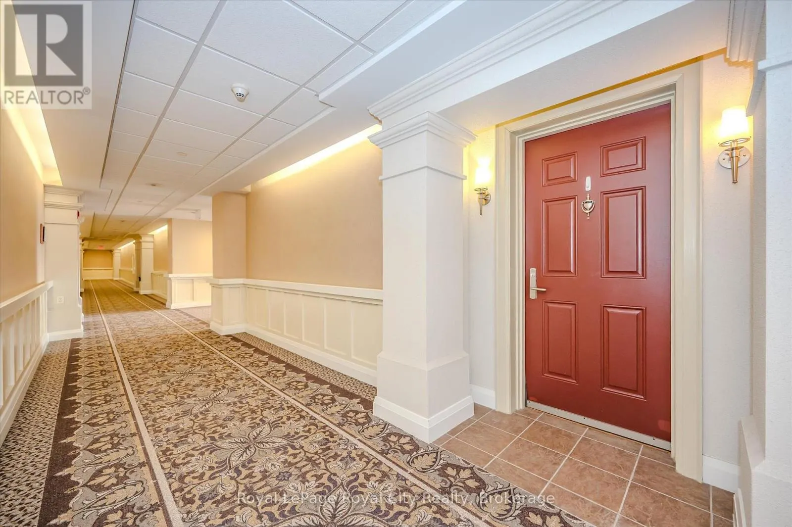 401 - 65 BAYBERRY DRIVE #401