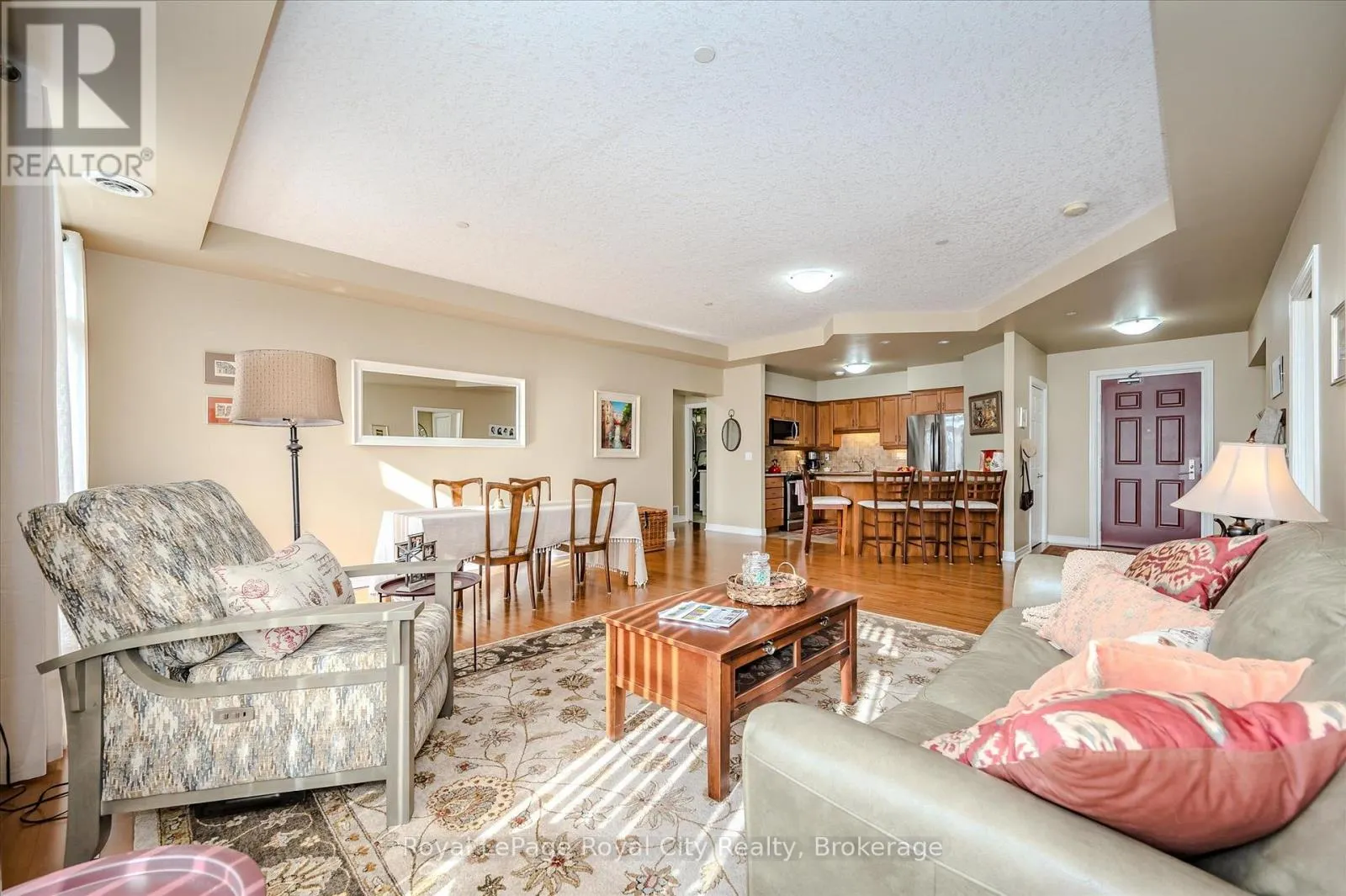 401 - 65 BAYBERRY DRIVE #401