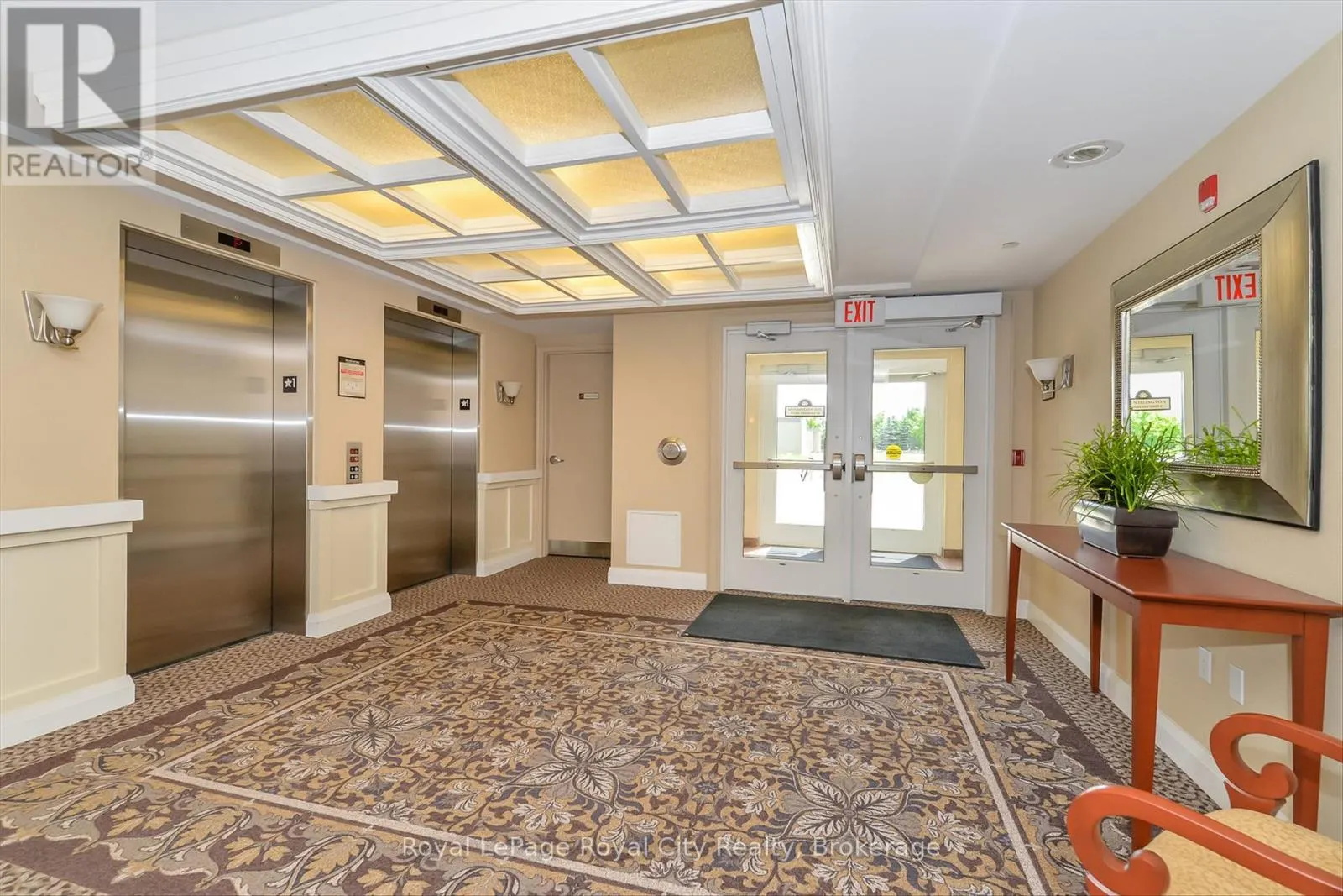 401 - 65 BAYBERRY DRIVE #401