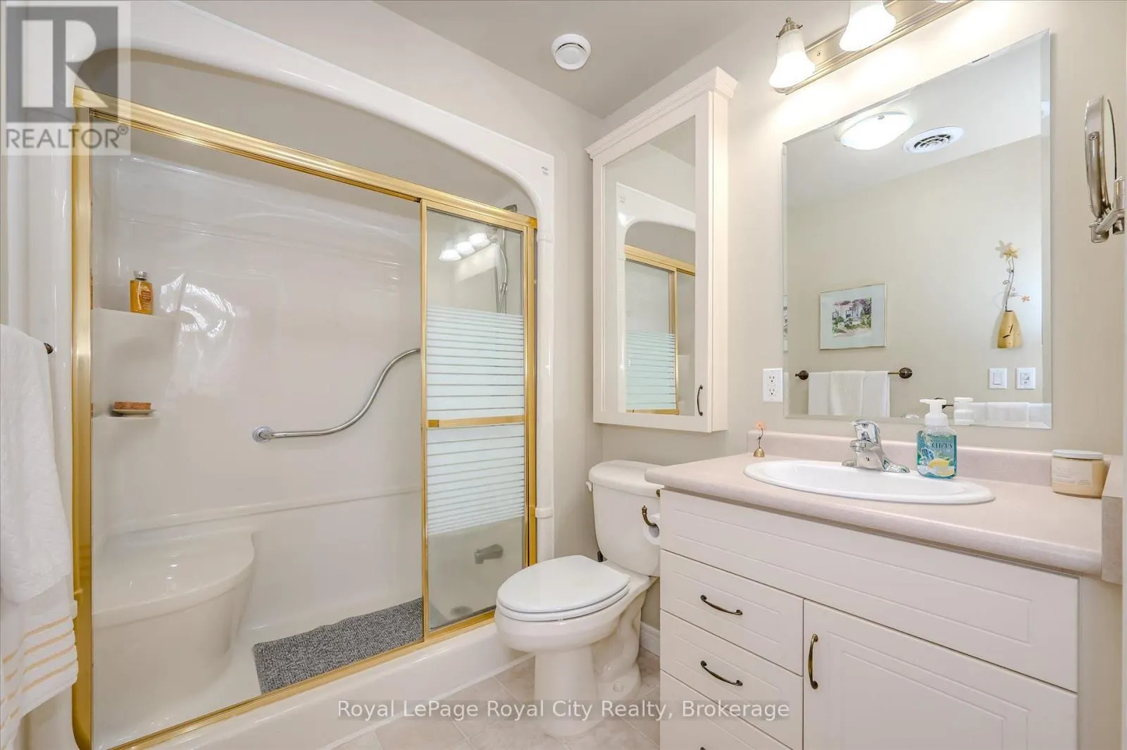 401 - 65 BAYBERRY DRIVE #401