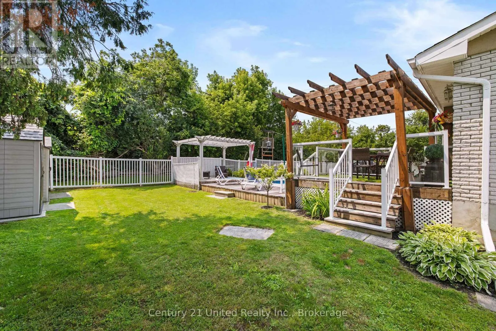 214 HILLVIEW DRIVE
