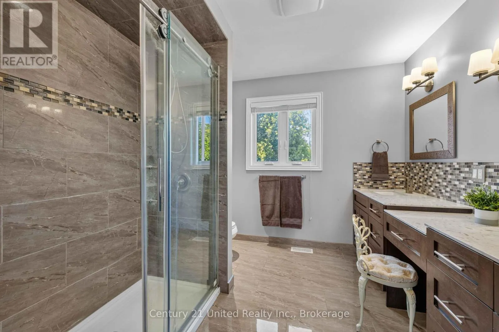 214 HILLVIEW DRIVE
