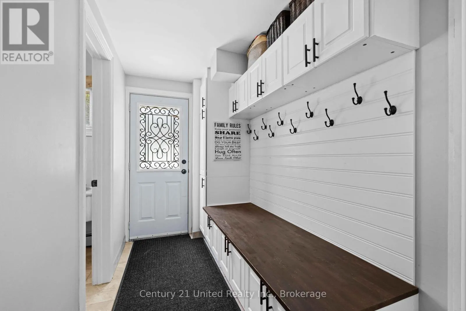 214 HILLVIEW DRIVE