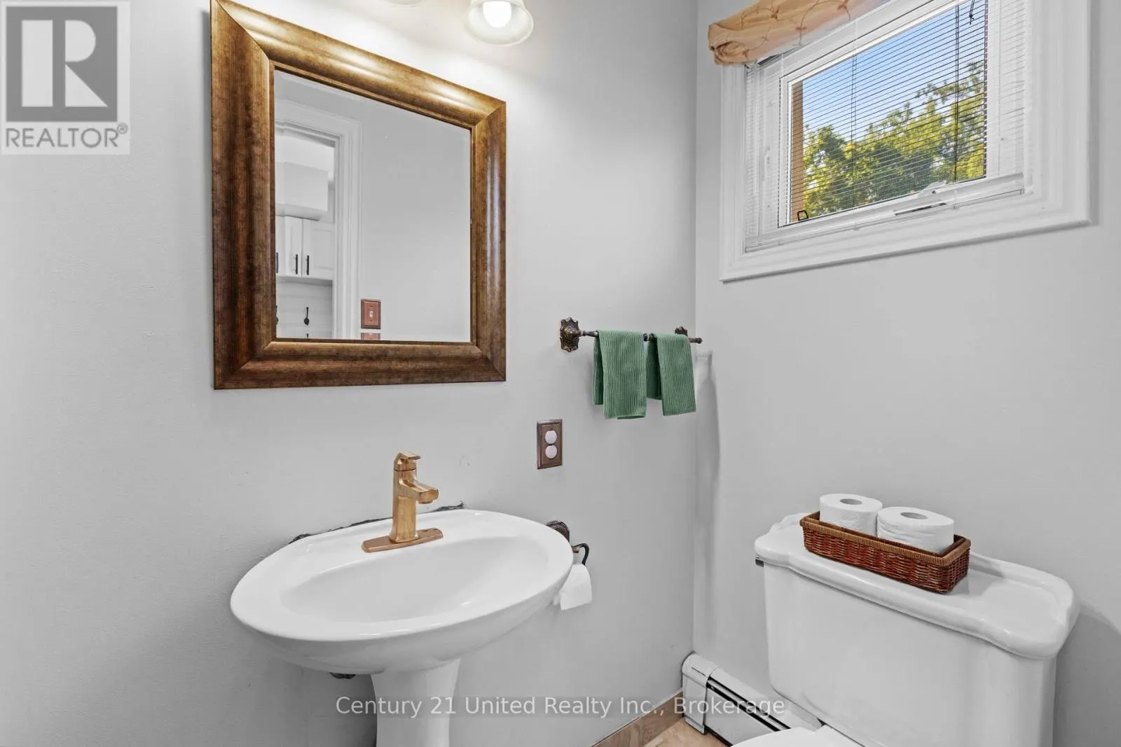 214 HILLVIEW DRIVE