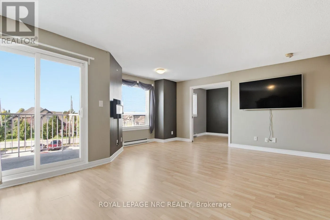 301 - 1061 VANSICKLE ROAD N #301