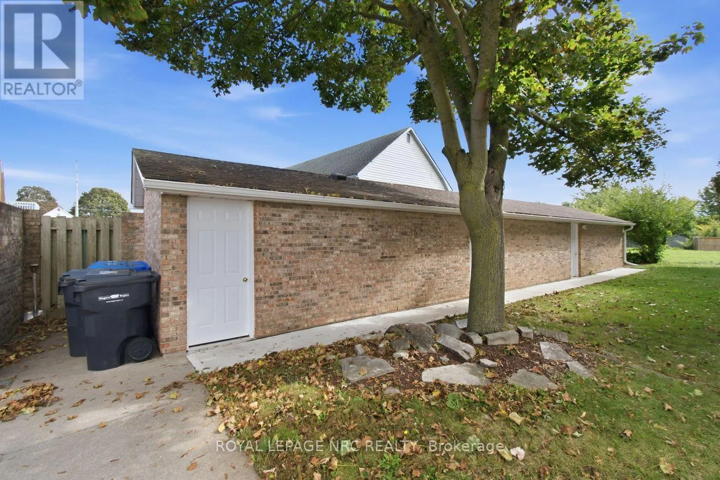 301 - 1061 VANSICKLE ROAD N #301