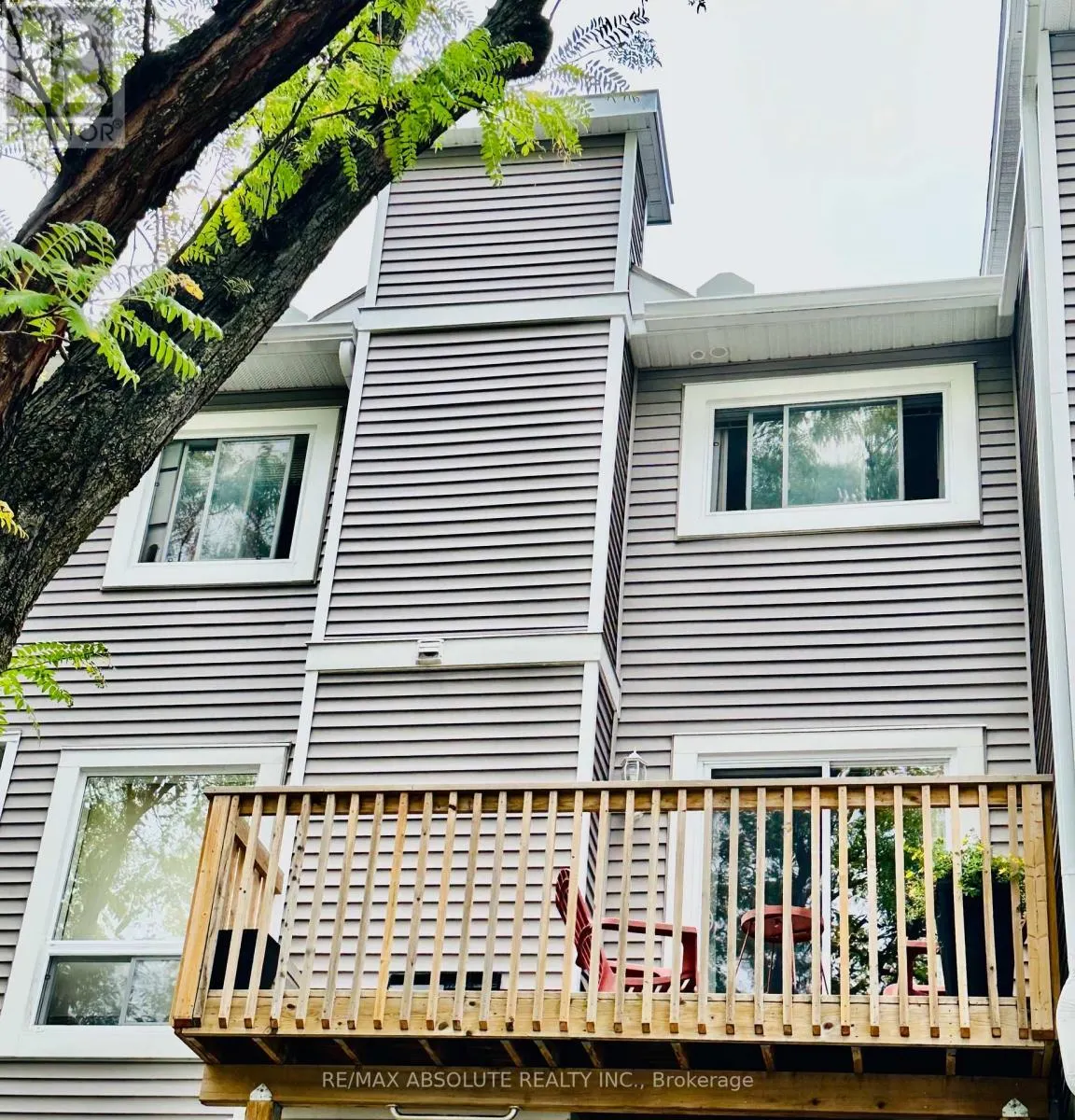 8 - 420 FENERTY COURT