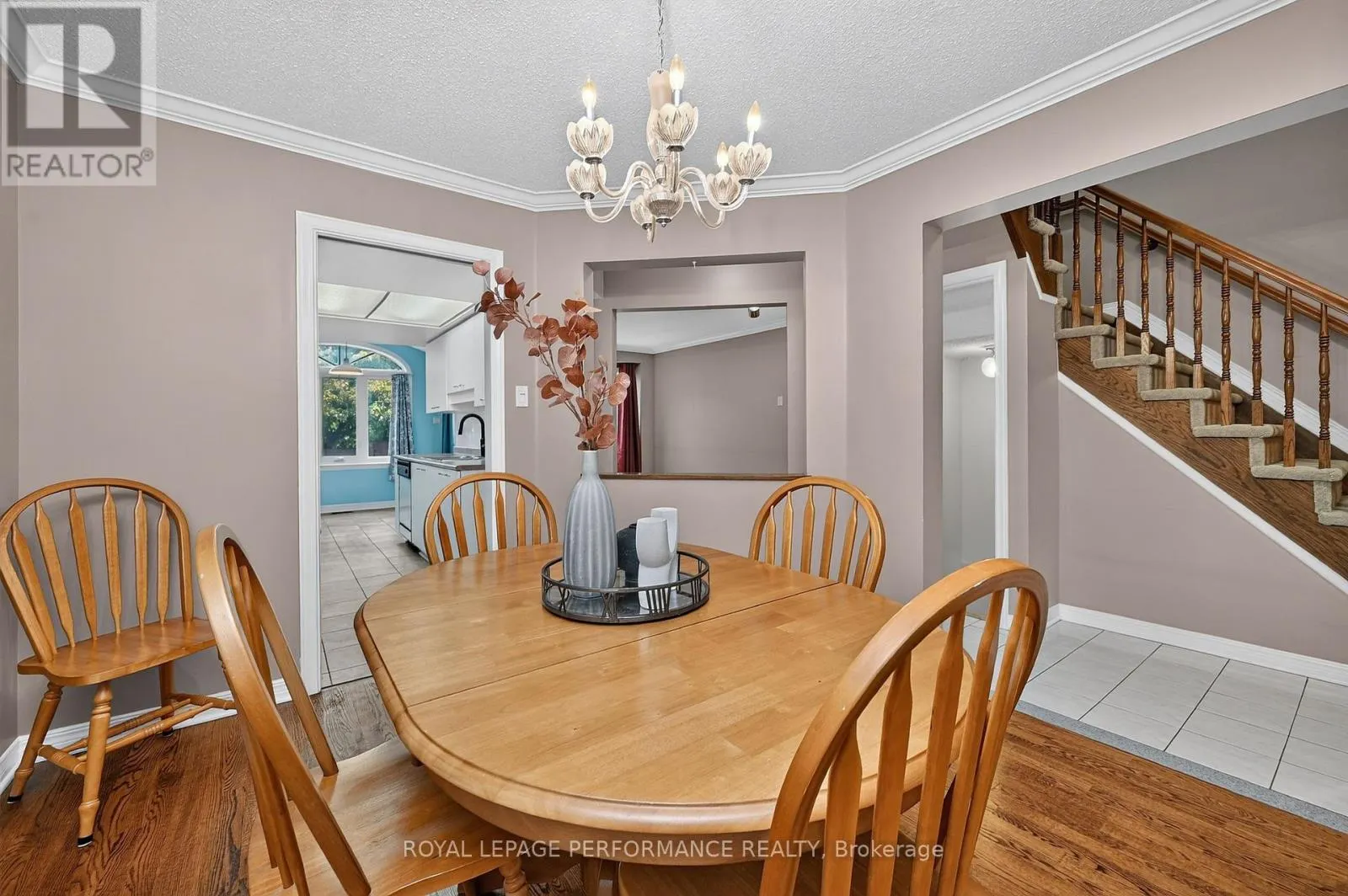 59 GRENADIER WAY