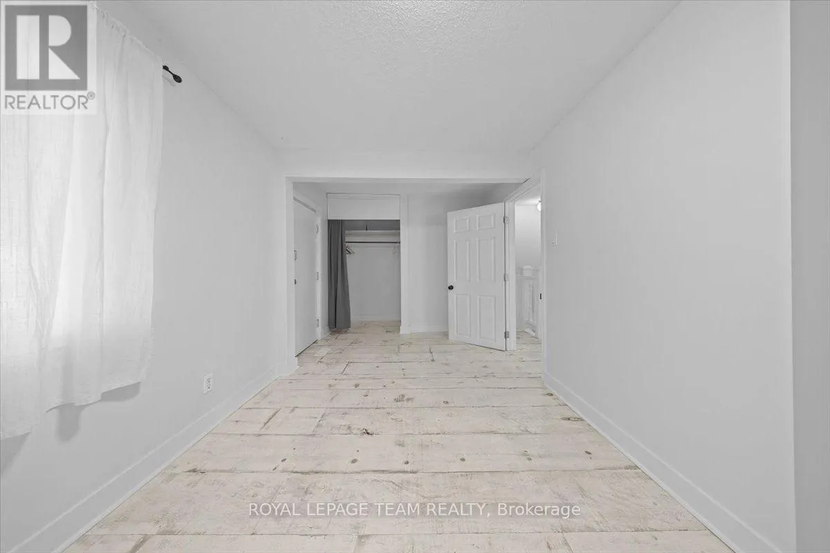 135 UPPER LORNE PLACE