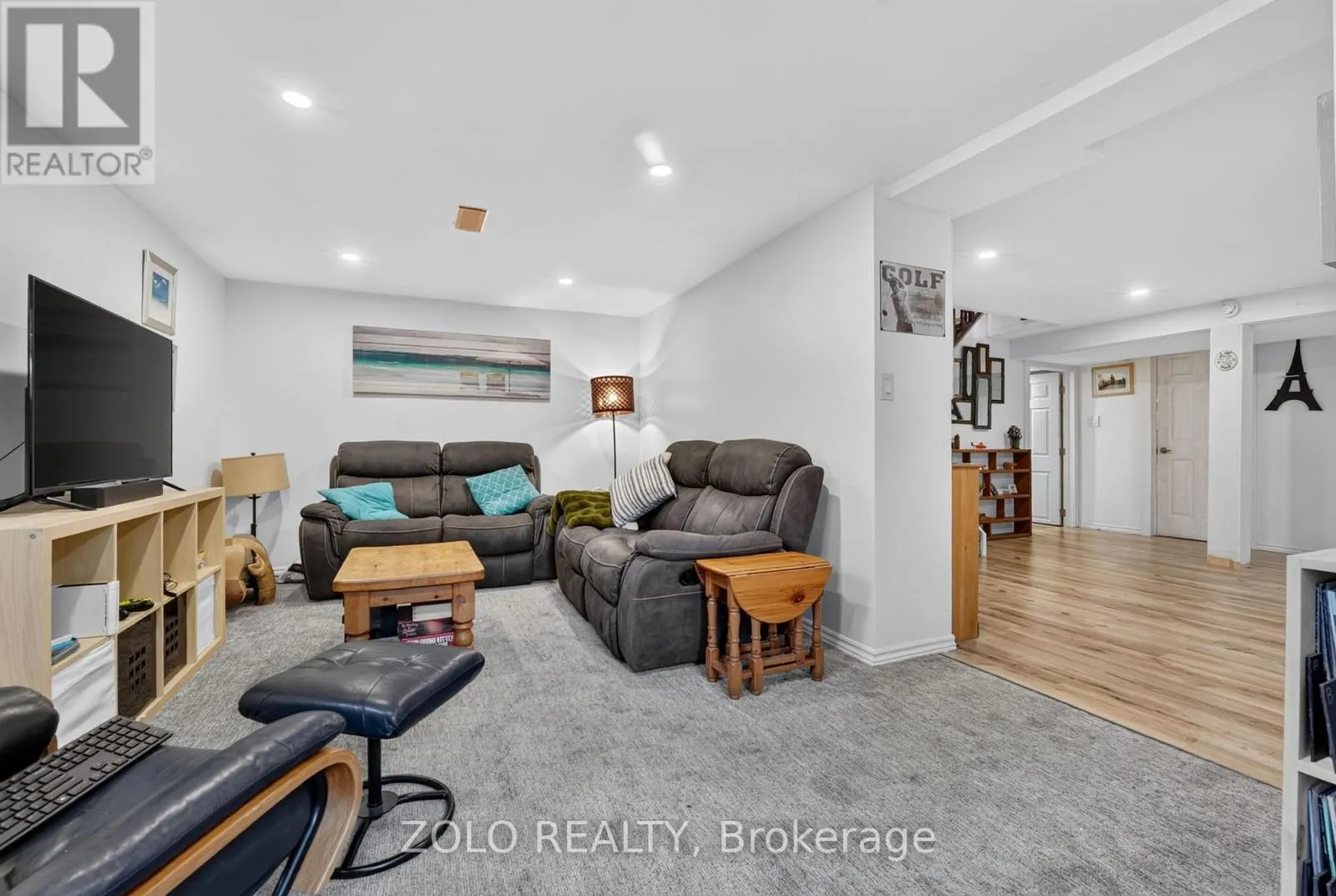 381 BEACHVIEW AVENUE