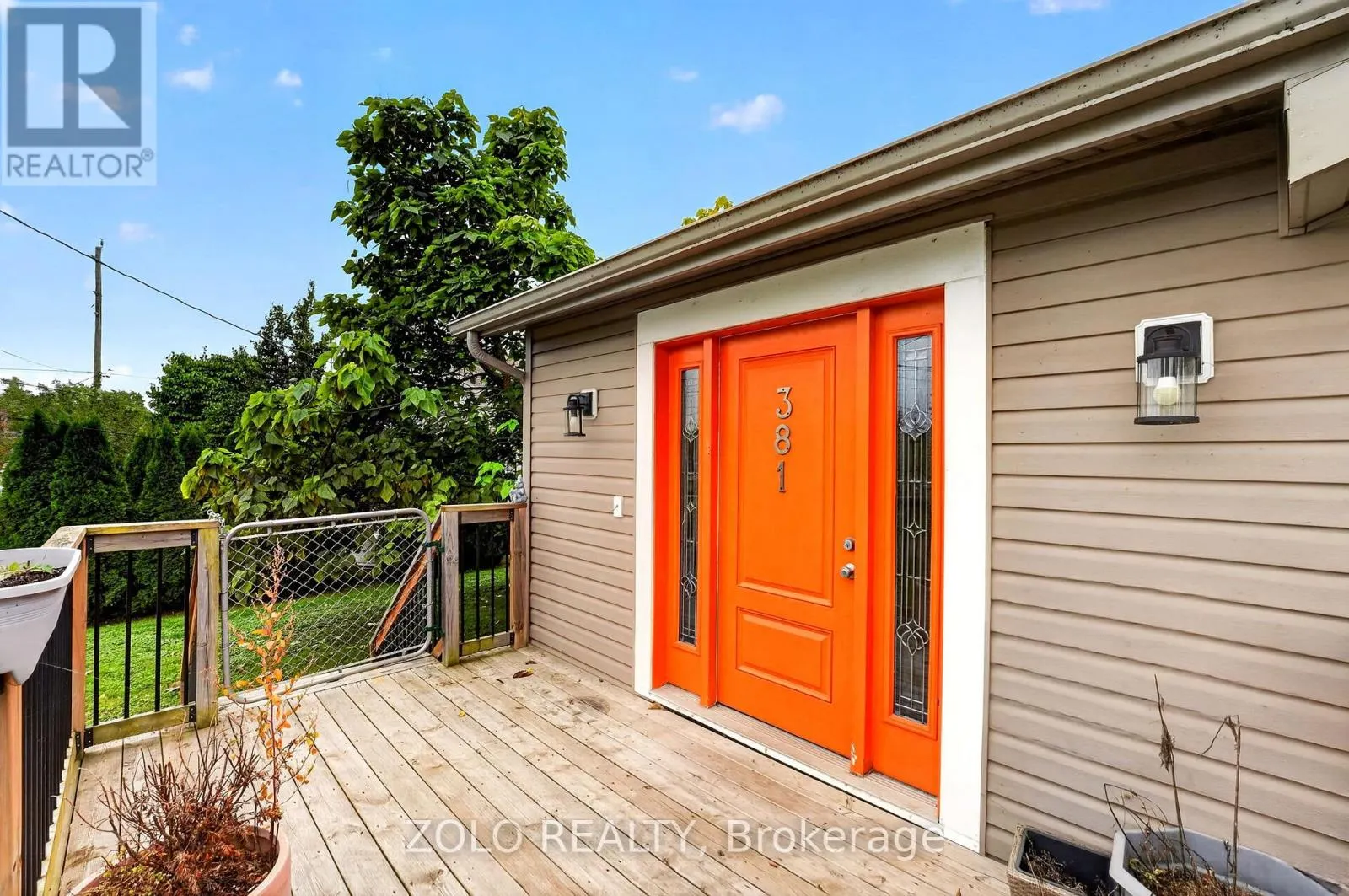 381 BEACHVIEW AVENUE