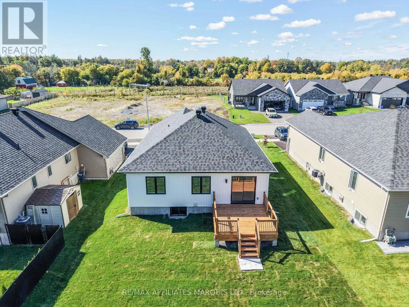 49 CLOVER LANE