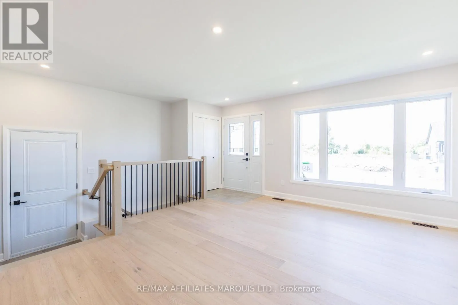 49 CLOVER LANE