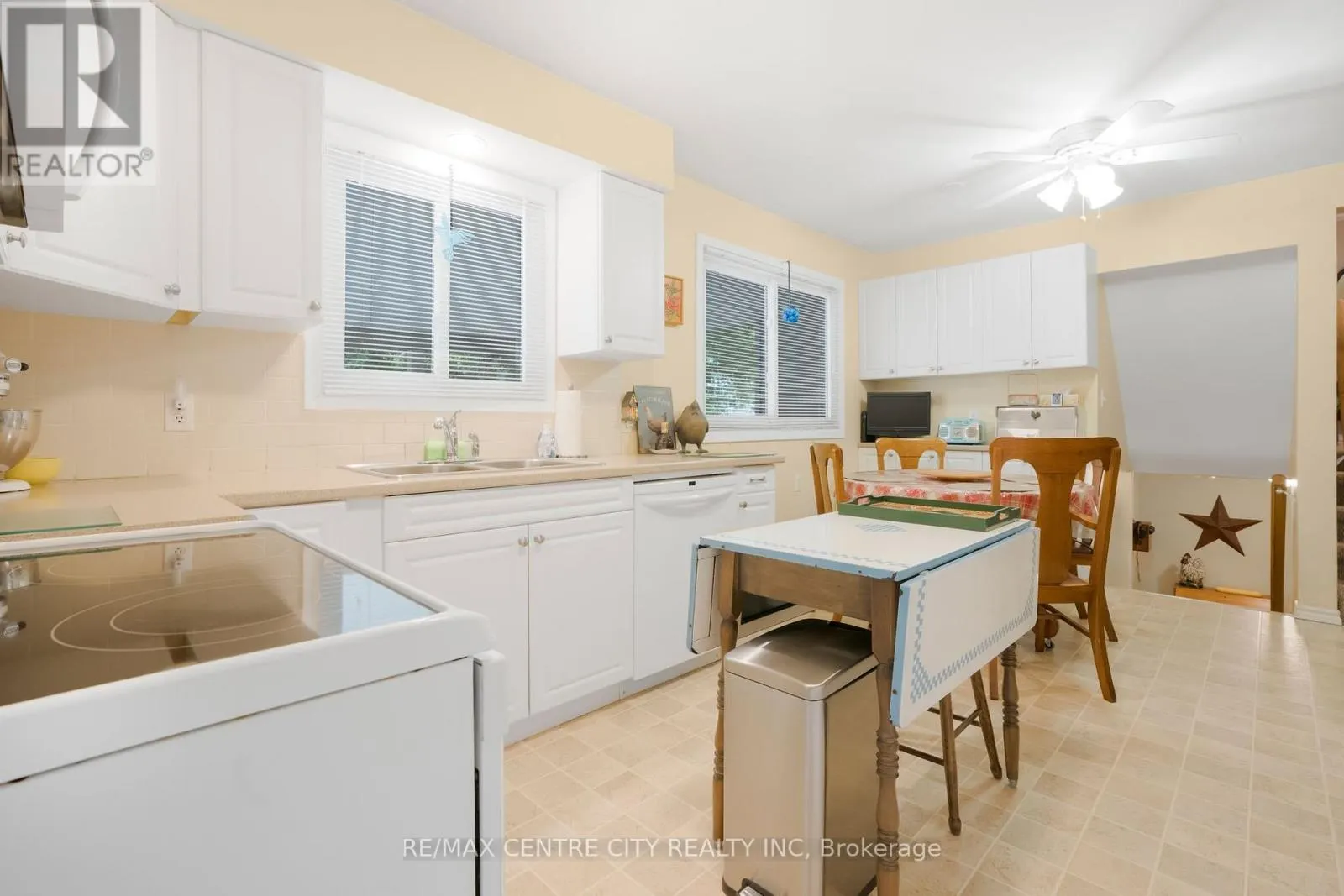 4 QUAIL PLACE