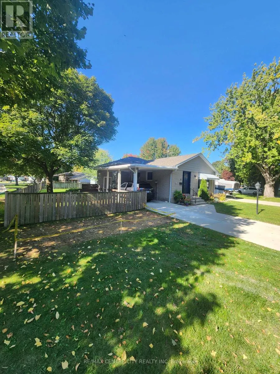 4 QUAIL PLACE