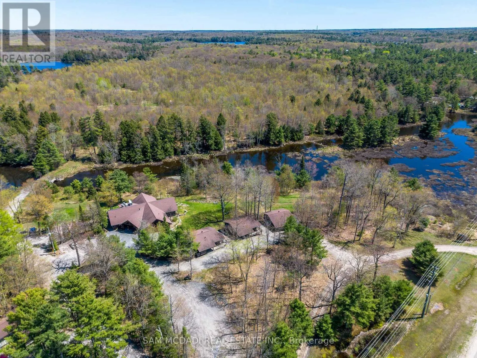 9 LITTLE BEAVER BOULEVARD