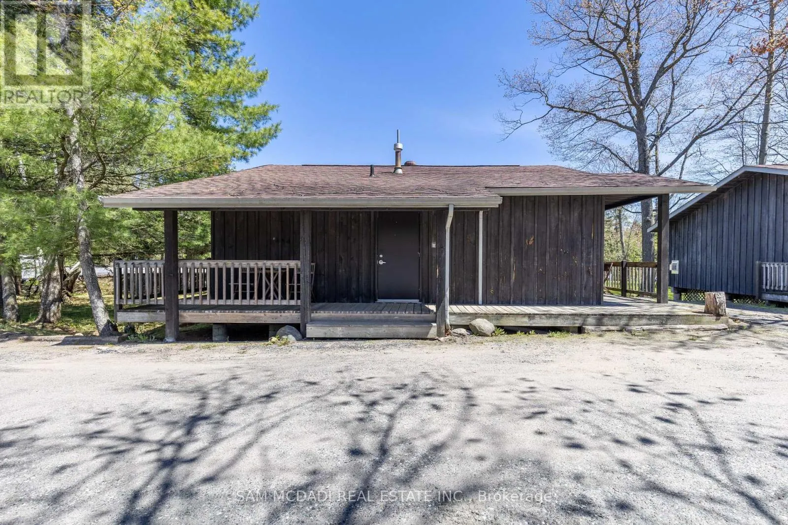9 LITTLE BEAVER BOULEVARD