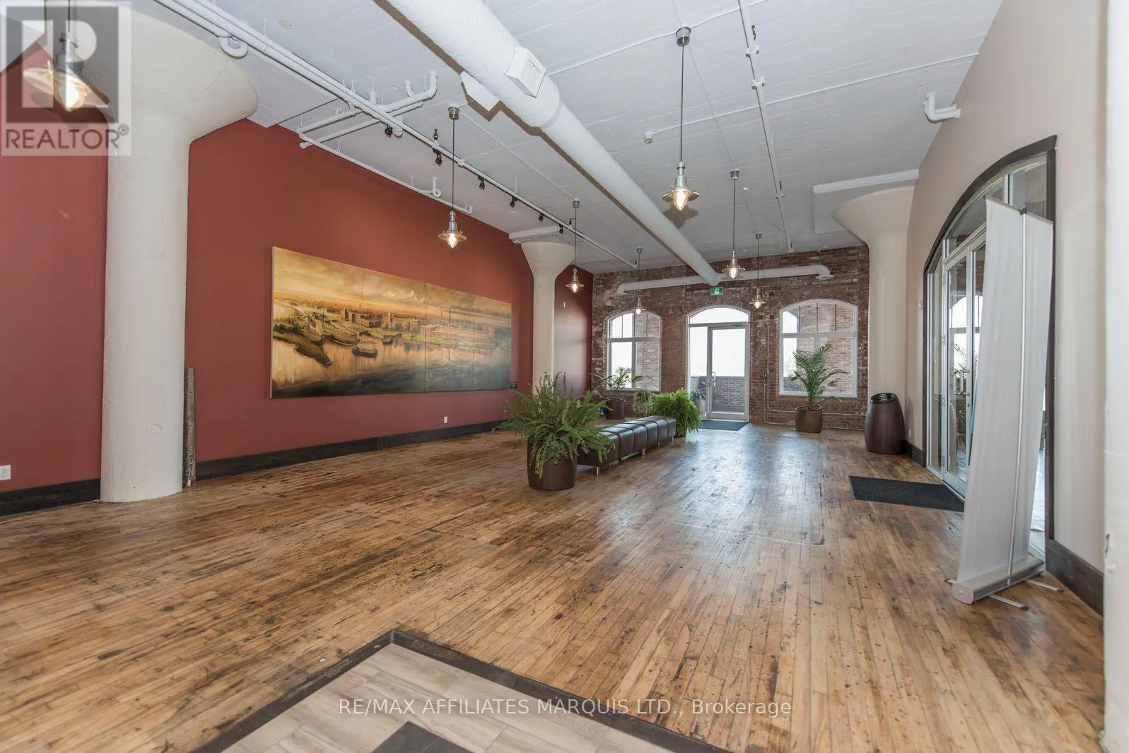 307 - 703 COTTON MILL STREET