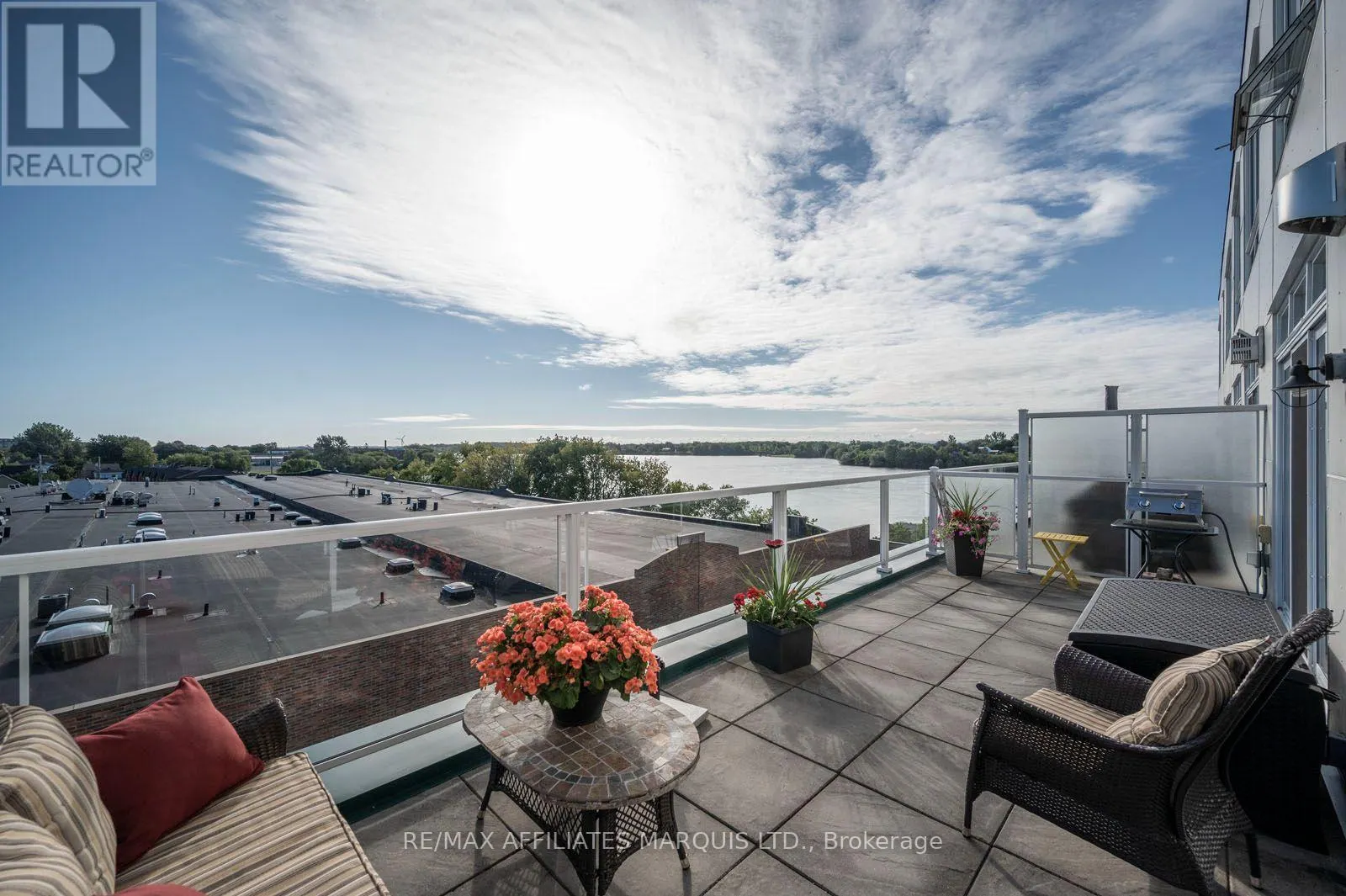 307 - 703 COTTON MILL STREET