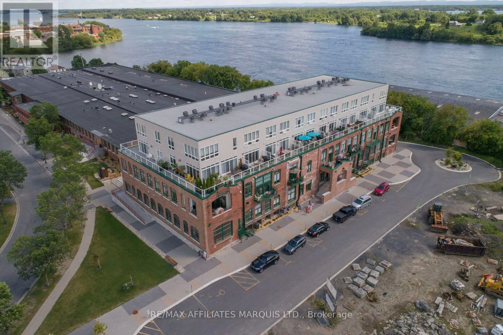 307 - 703 COTTON MILL STREET