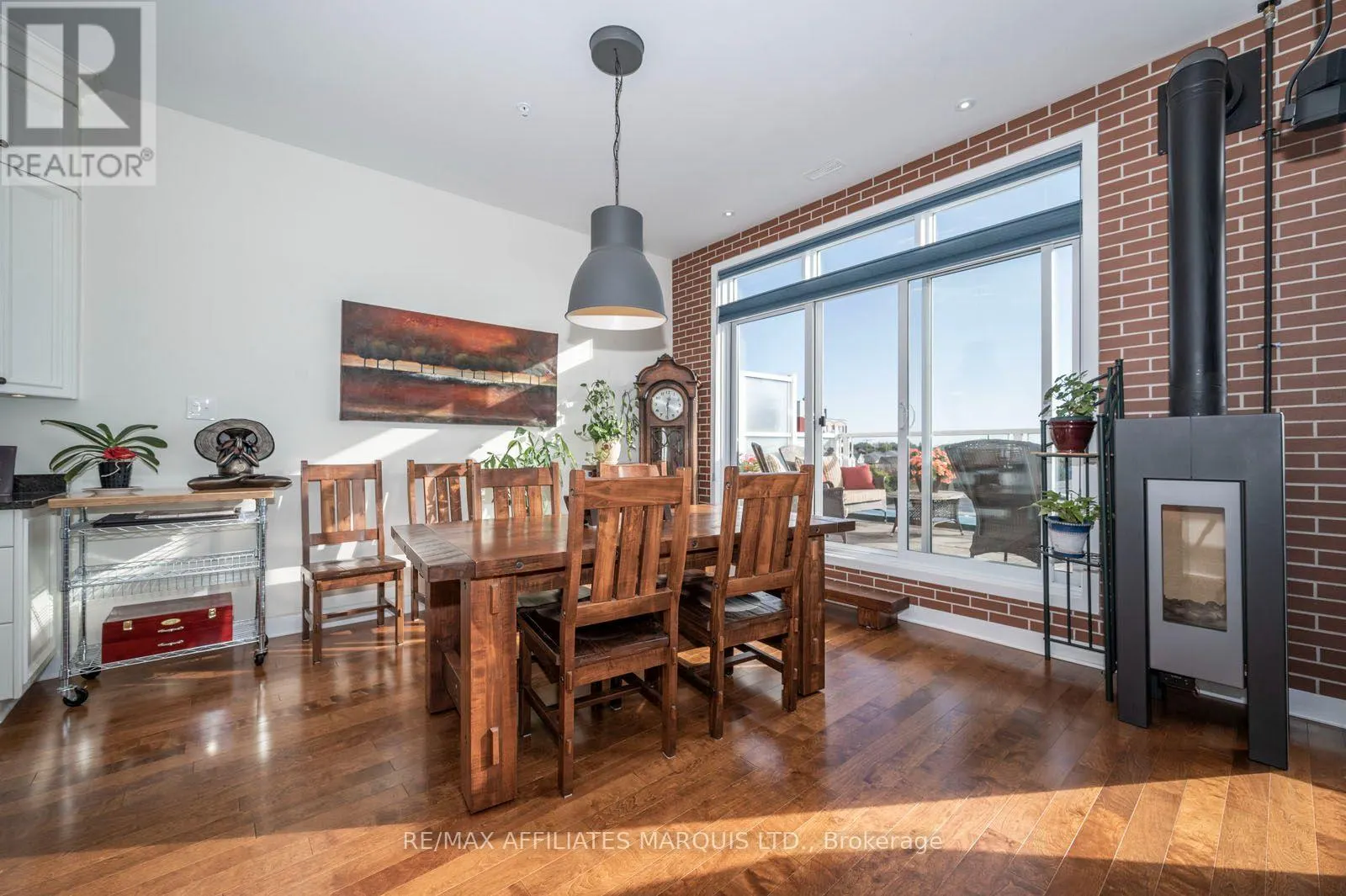 307 - 703 COTTON MILL STREET