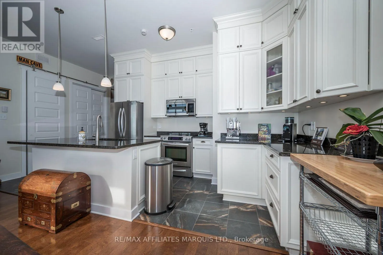 307 - 703 COTTON MILL STREET