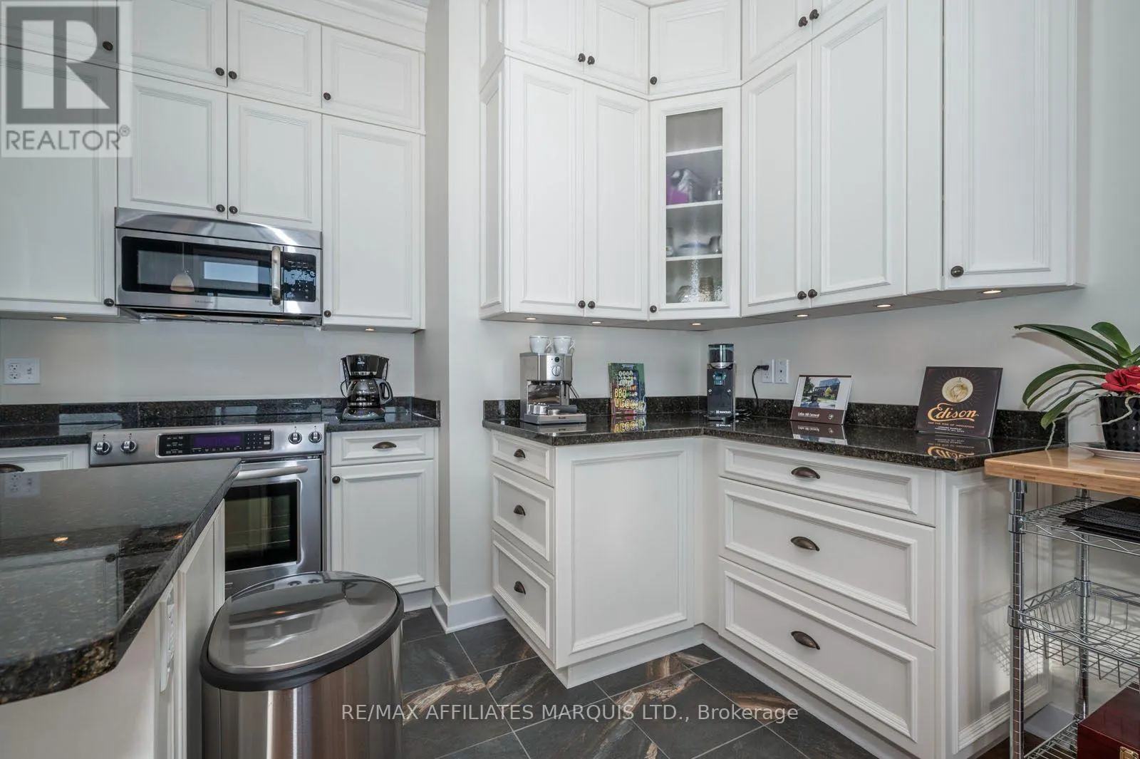 307 - 703 COTTON MILL STREET