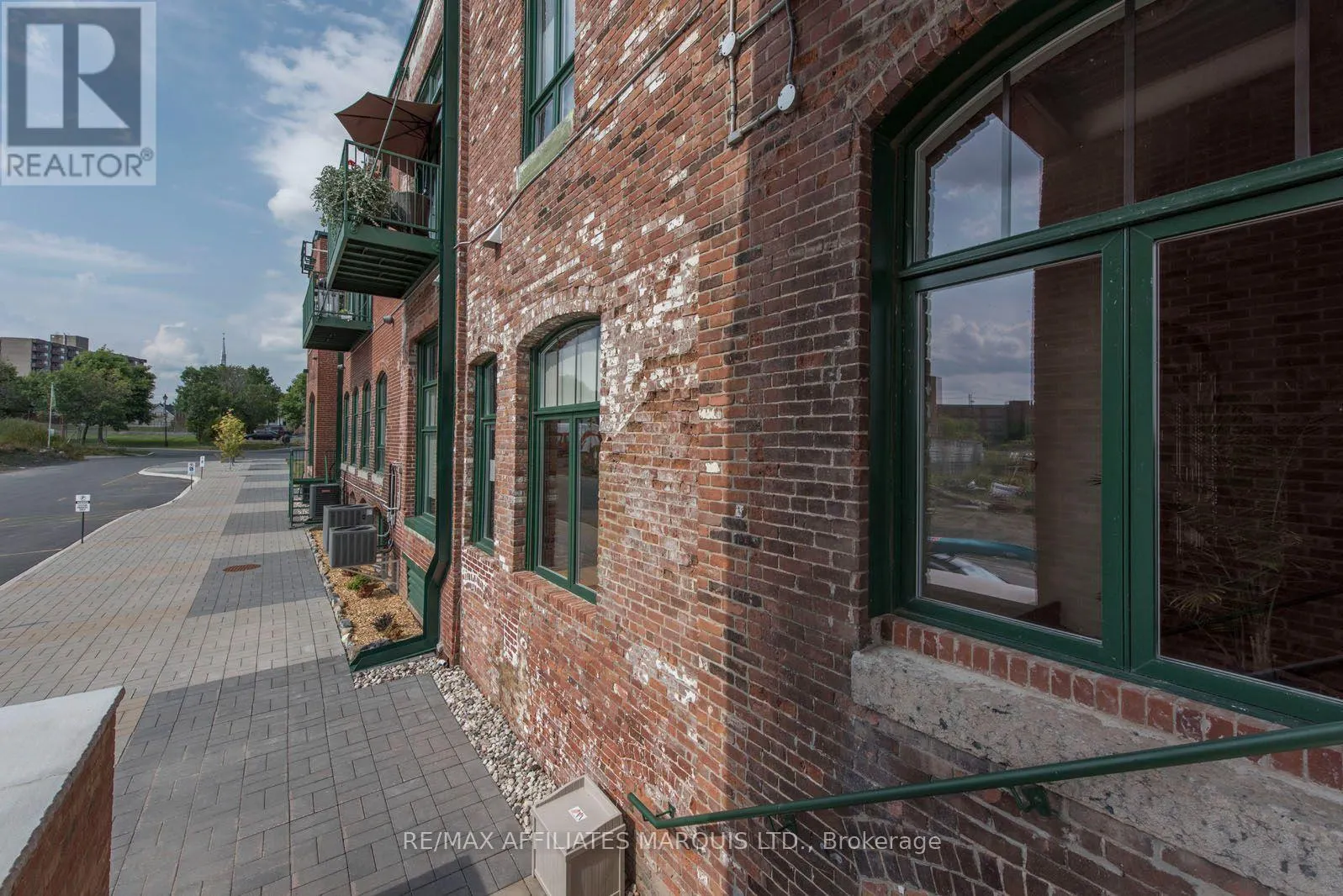 307 - 703 COTTON MILL STREET