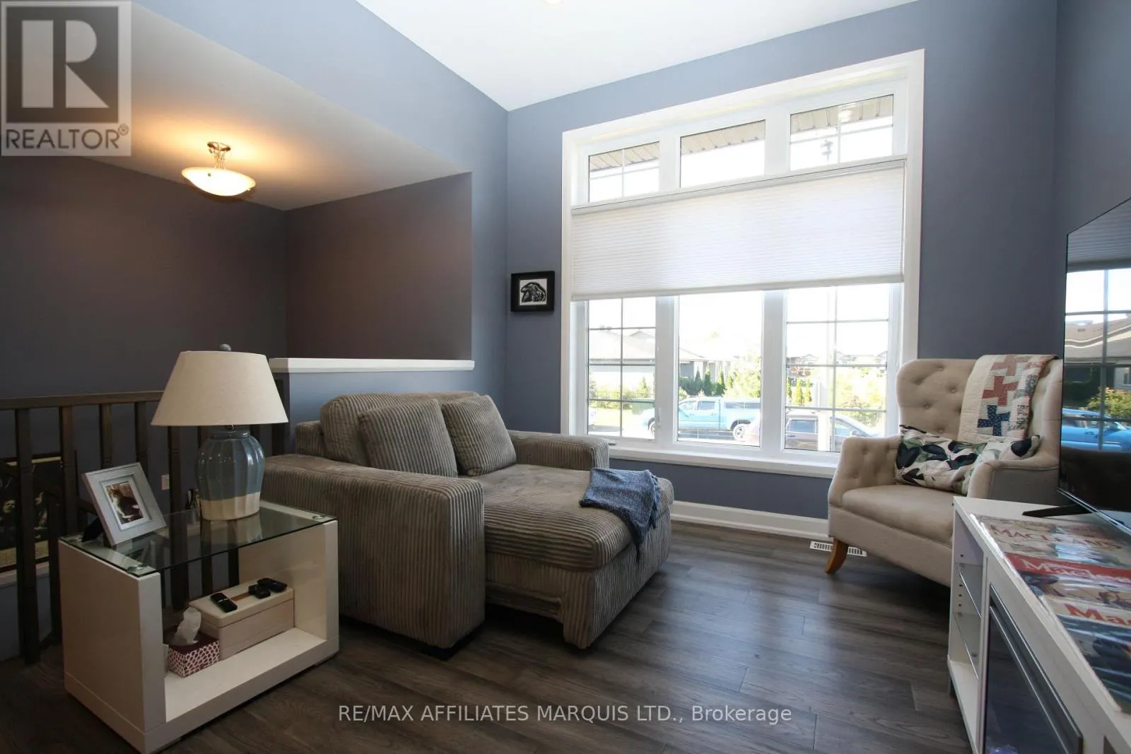 276 BELLWOOD DRIVE