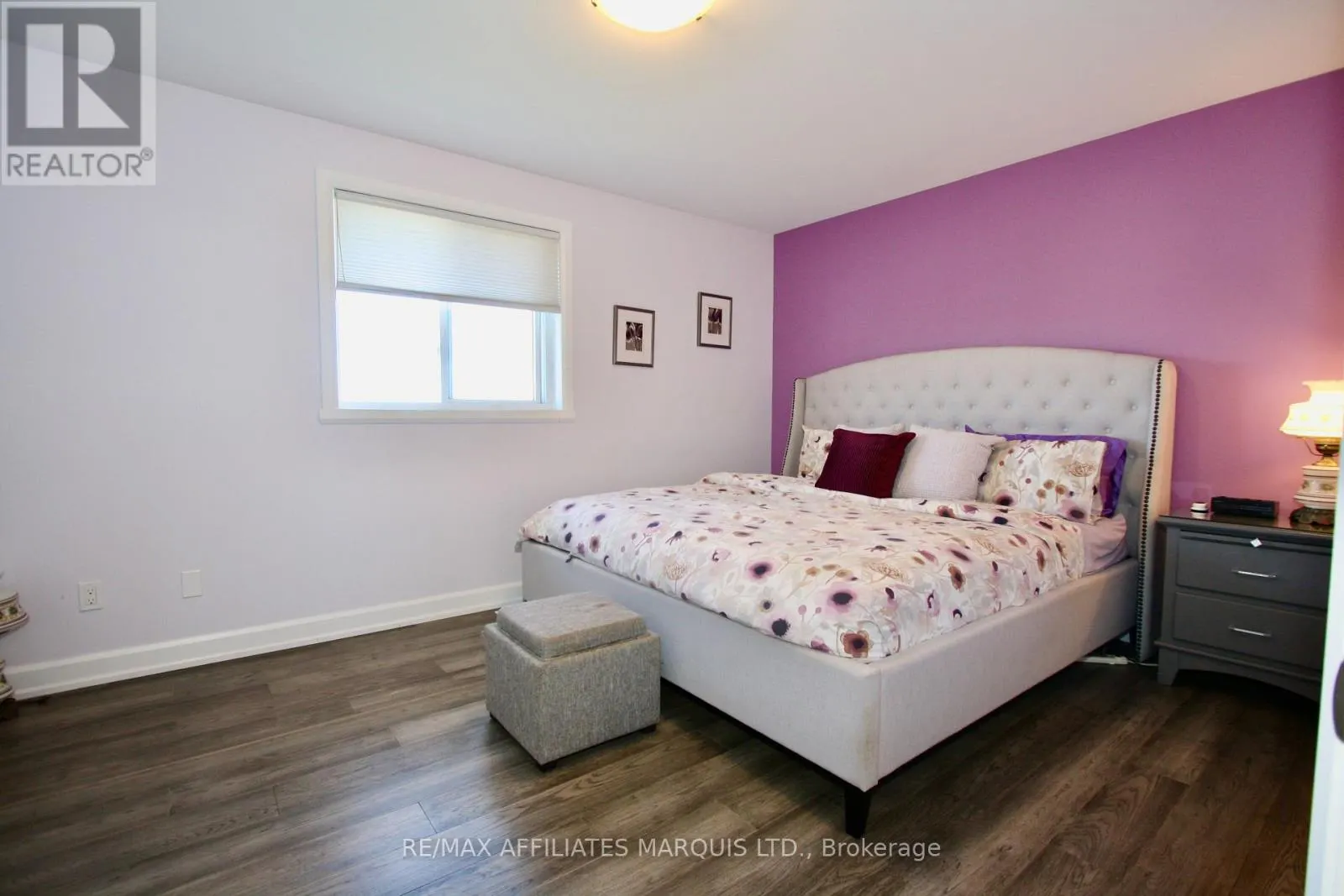 276 BELLWOOD DRIVE