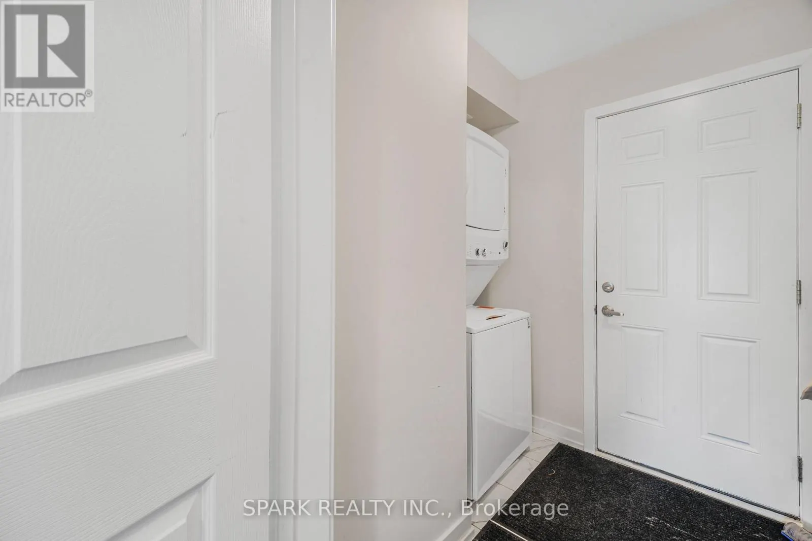 226 MELODY LANE