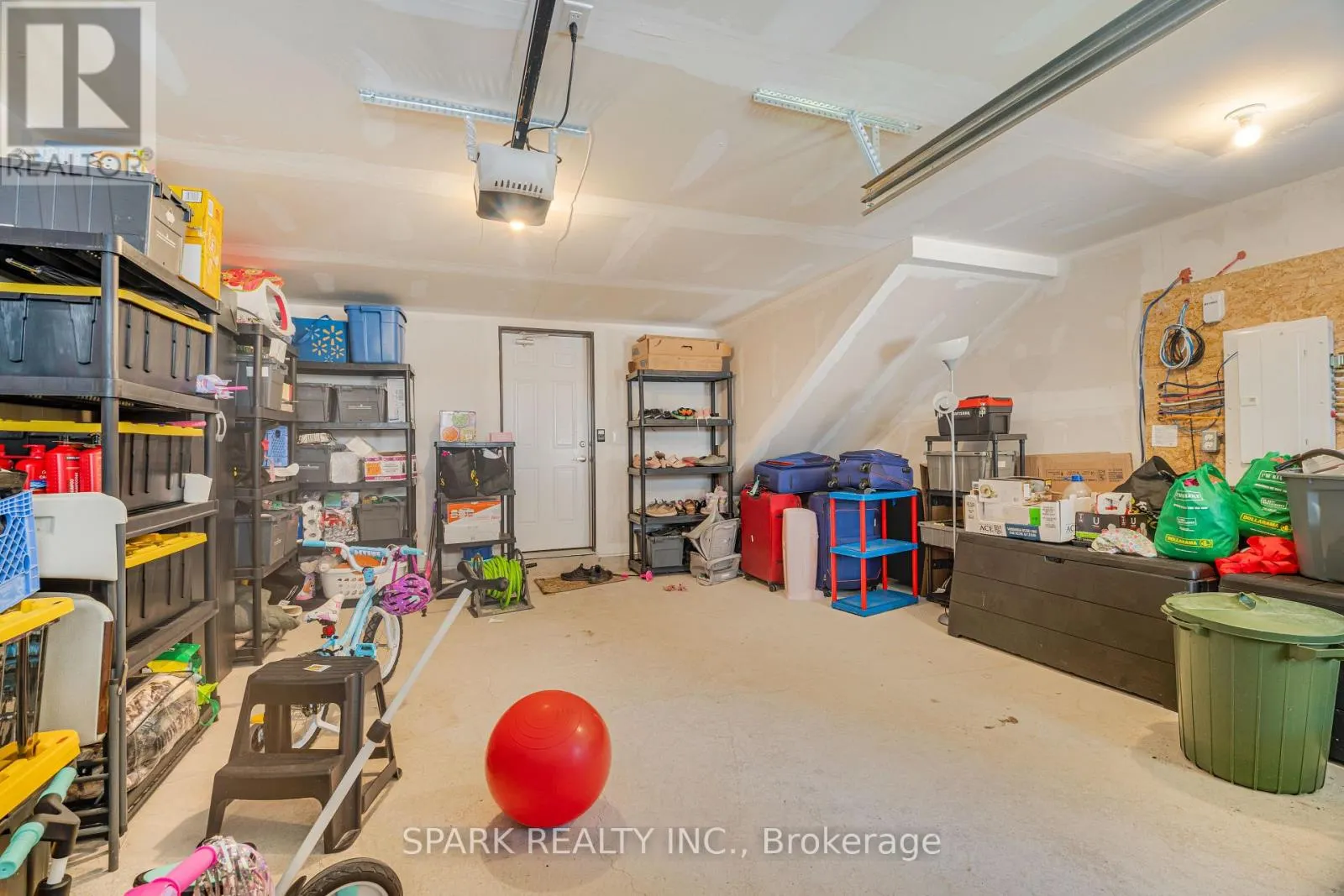 226 MELODY LANE