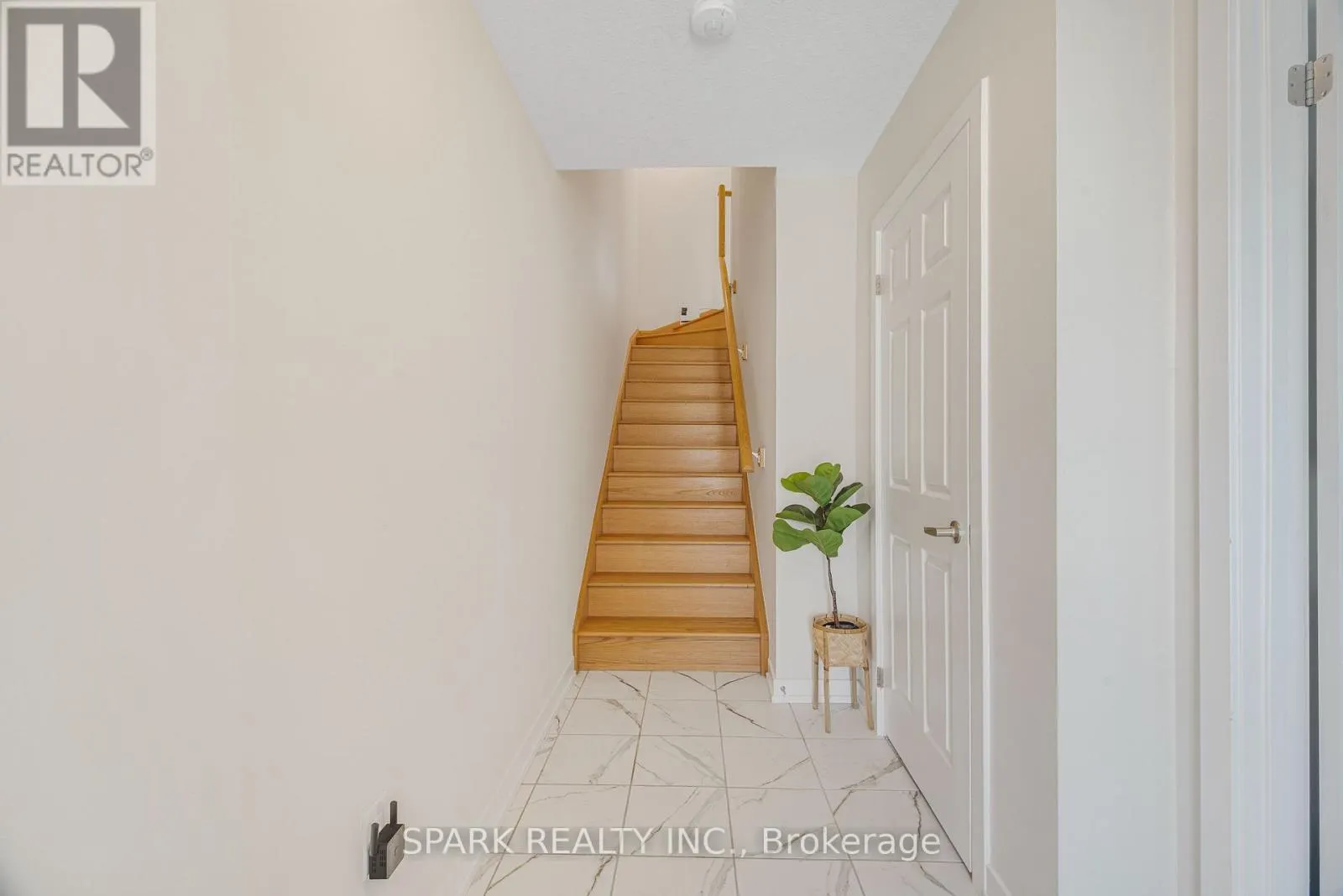 226 MELODY LANE