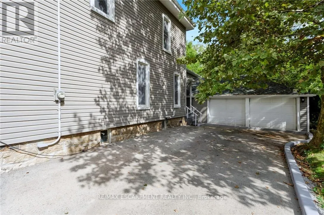 4245 WILLIAM STREET