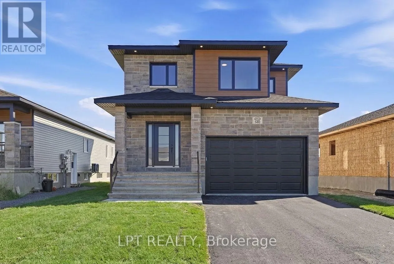 72 CHATEAUGUAY STREET