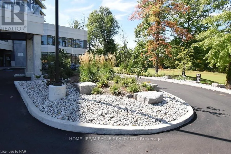 812 - 7711 GREEN VISTA GATE